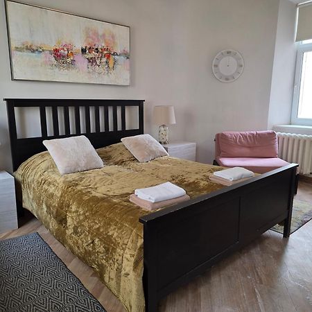 Apartment In The Heart Of Old Rīga Exterior foto
